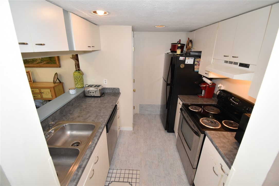 260 Sweet Allen Farm Road, Unit B3 South Kingstown, RI 02879 - Photo 13 of 47