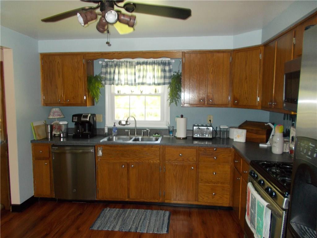 104 Rydal Lane Pittsburgh, PA 15237 - Photo 3 of 12 Gallery Image 3