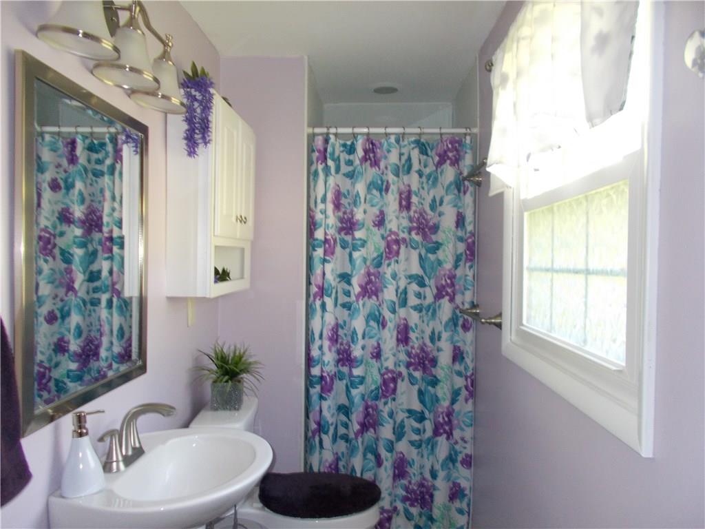104 Rydal Lane Pittsburgh, PA 15237 - Photo 8 of 12 Gallery Image 8
