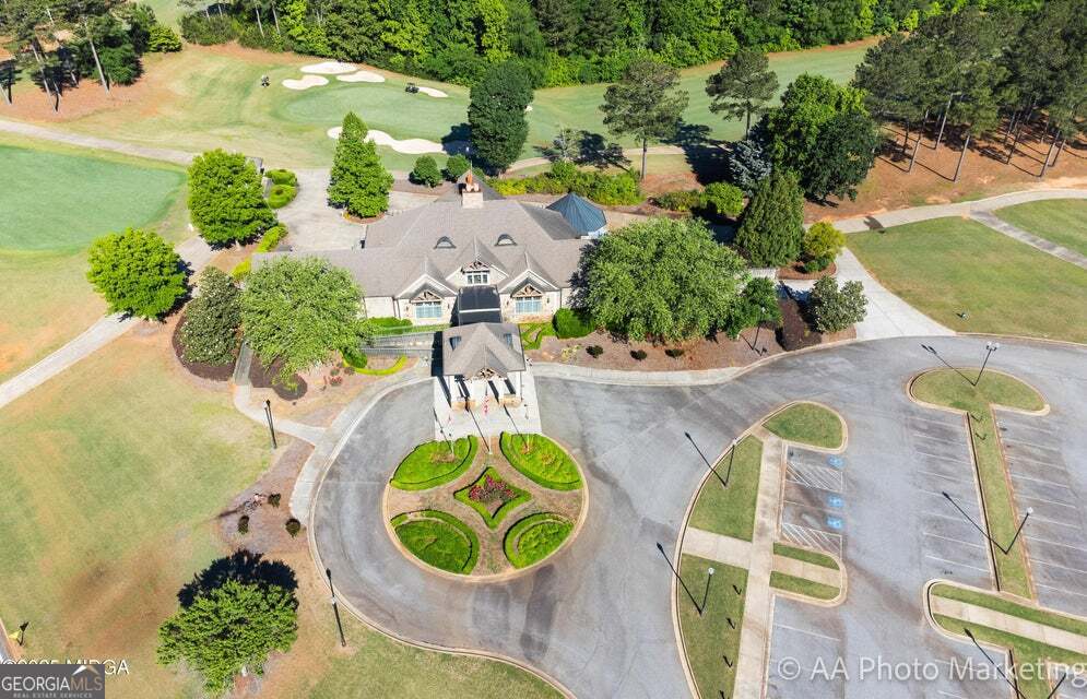106 Forest Place Forsyth, GA 31029 - Photo 5 of 10 an aerial view of a house having outdoor space