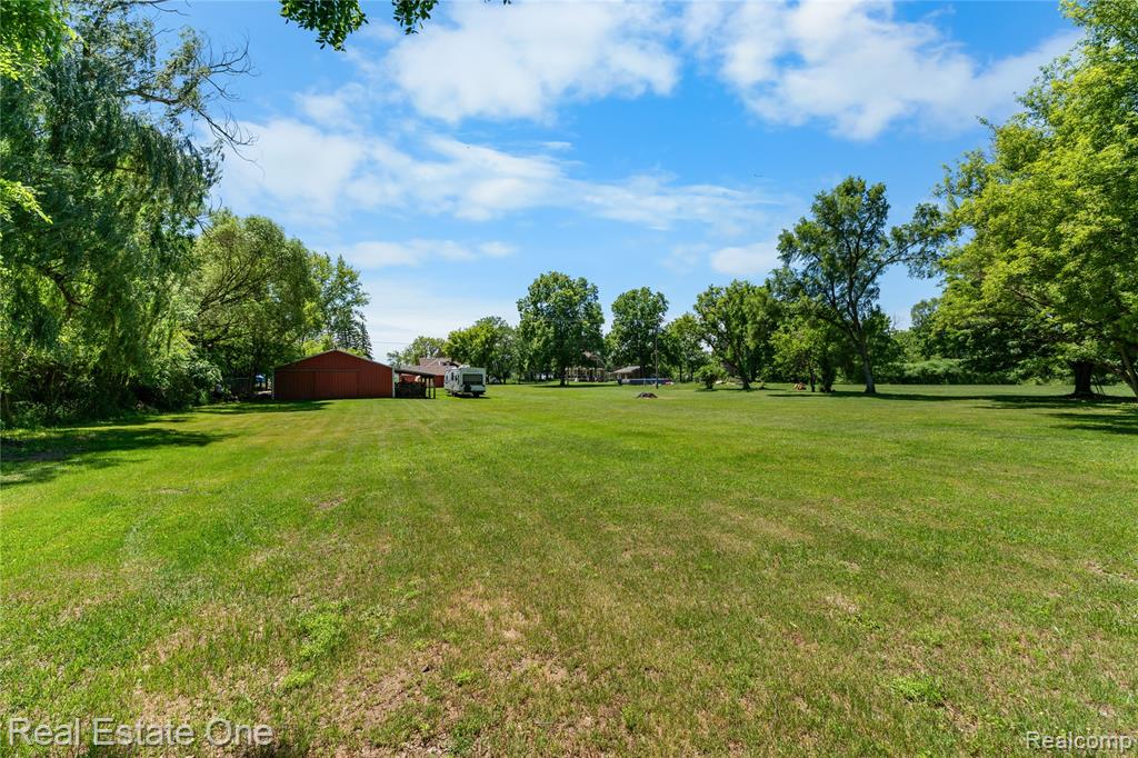 50000 Willis Road Belleville, MI 48111 - Photo 28 of 34
