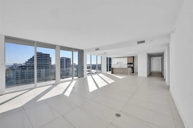 $30,000 | 151 North Seabreeze Boulevard, Unit 1701E, Fort Lauderdale, FL 33304