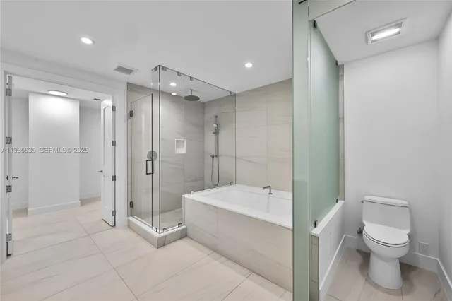 $30,000 | 151 North Seabreeze Boulevard, Unit 1701E, Fort Lauderdale, FL 33304