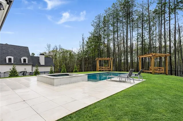 $1,375,000 | Undisclosed Address, Tyrone, GA 30290