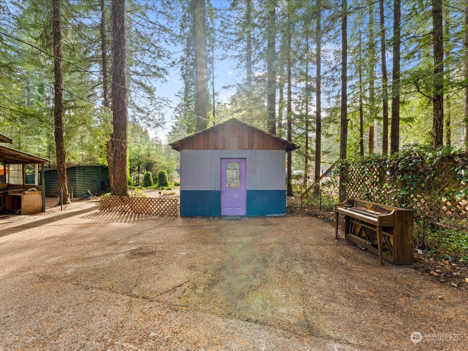 6166 Shamrock Road Maple Falls, WA 98266 - Photo 5 of 9 Gallery Image 5