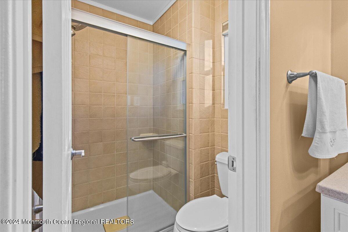 15 Fern Hollow Road Howell, NJ 07731 - Photo 27 of 43 15 FH Primary Ensuite 2