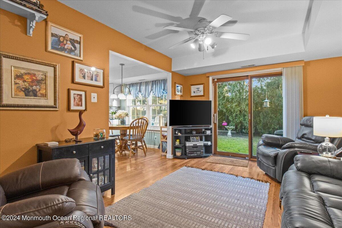 15 Fern Hollow Road Howell, NJ 07731 - Photo 7 of 43 15 FH FR1