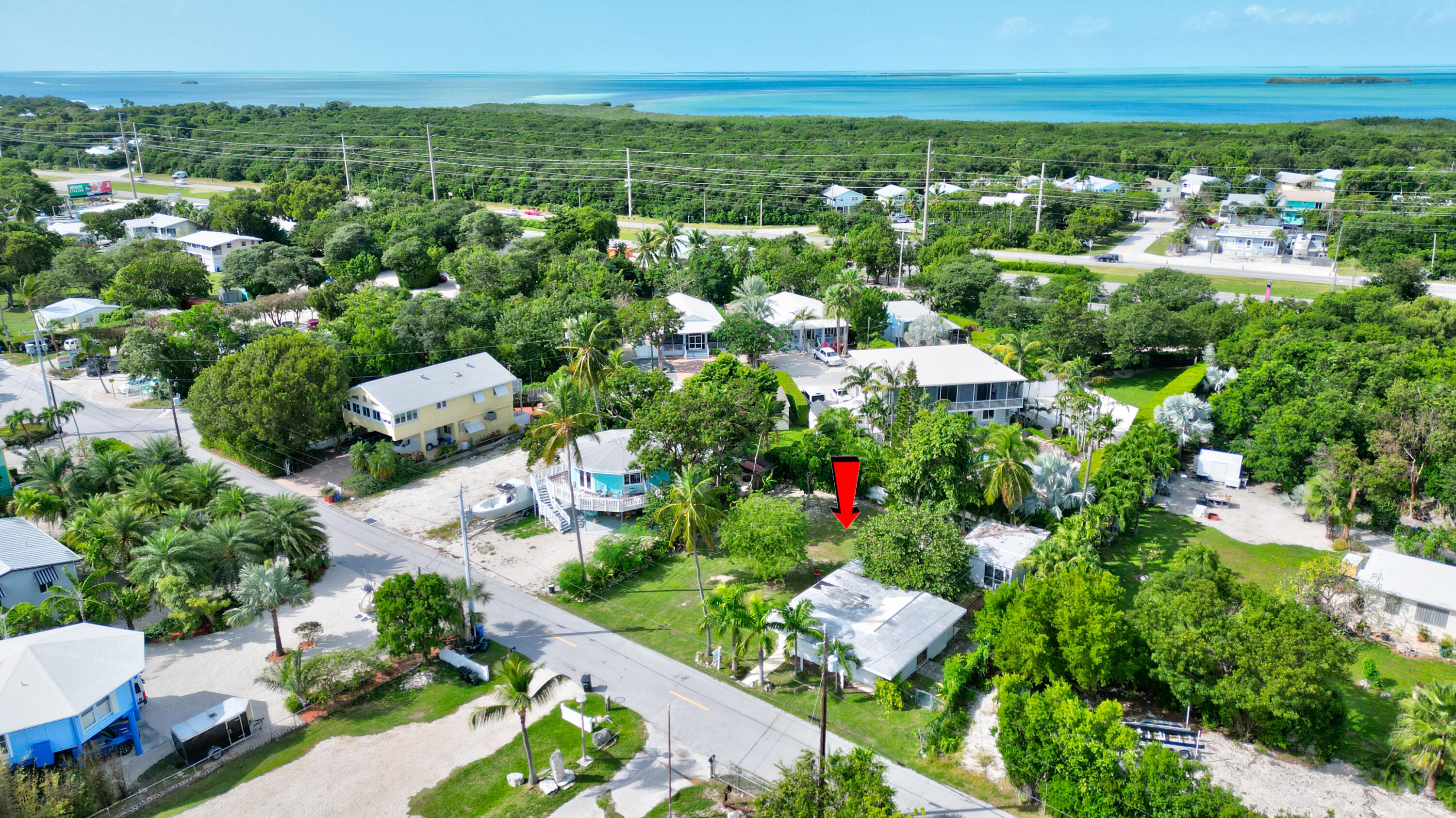15 Seaside Avenue Key Largo, FL 33037 - Photo 13 of 55 a view of a city