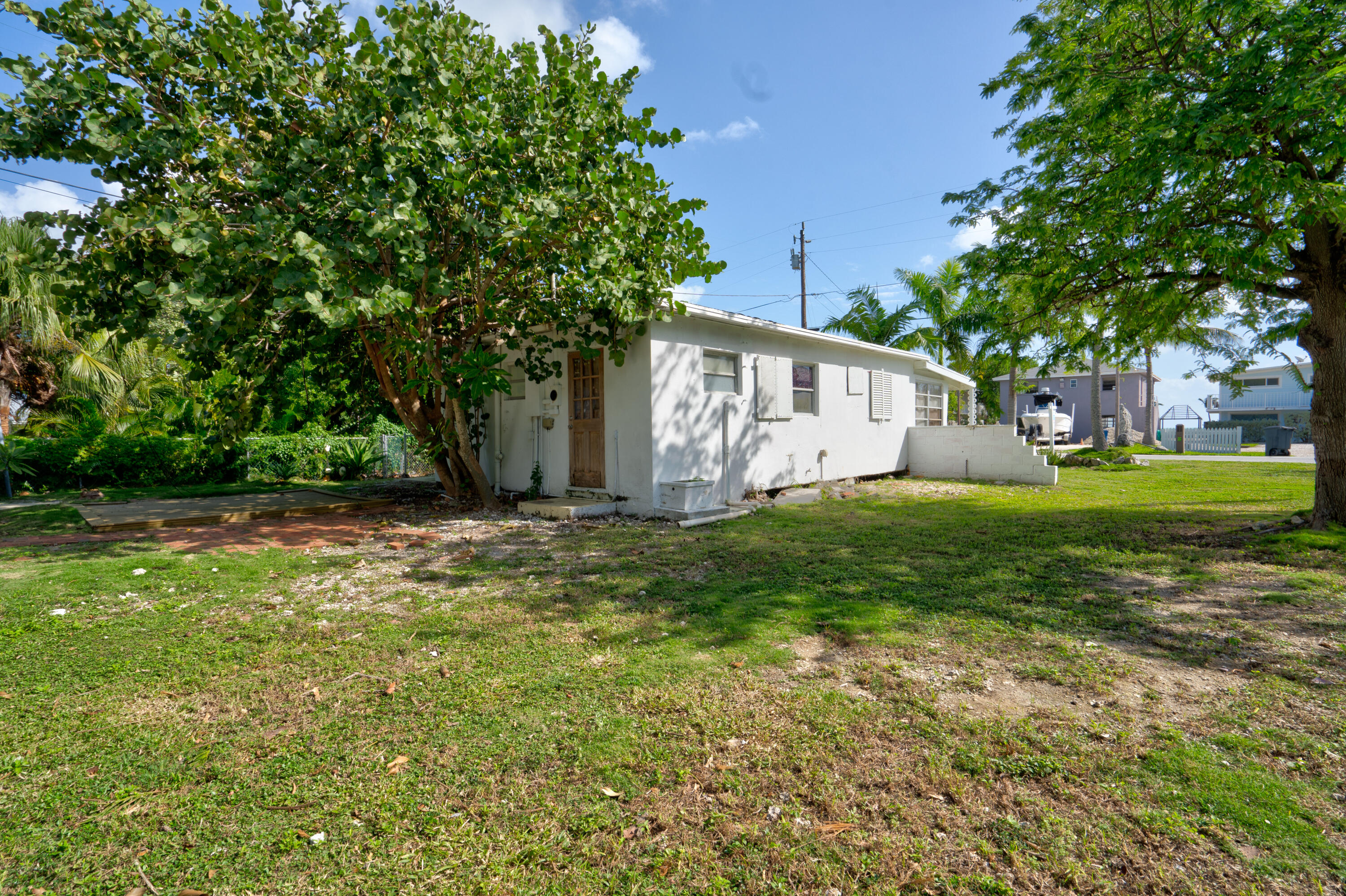 15 Seaside Avenue Key Largo, FL 33037 - Photo 33 of 55 a view of house with backyard