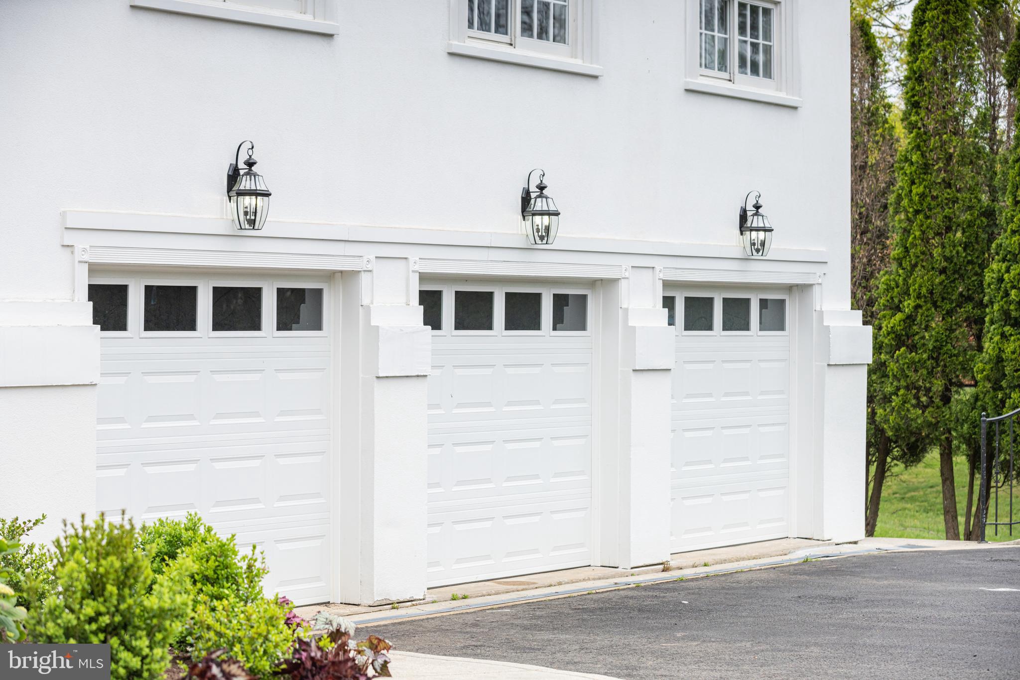 1111 Towlston Road McLean, VA 22102 - Photo 49 of 49 a front view of a house