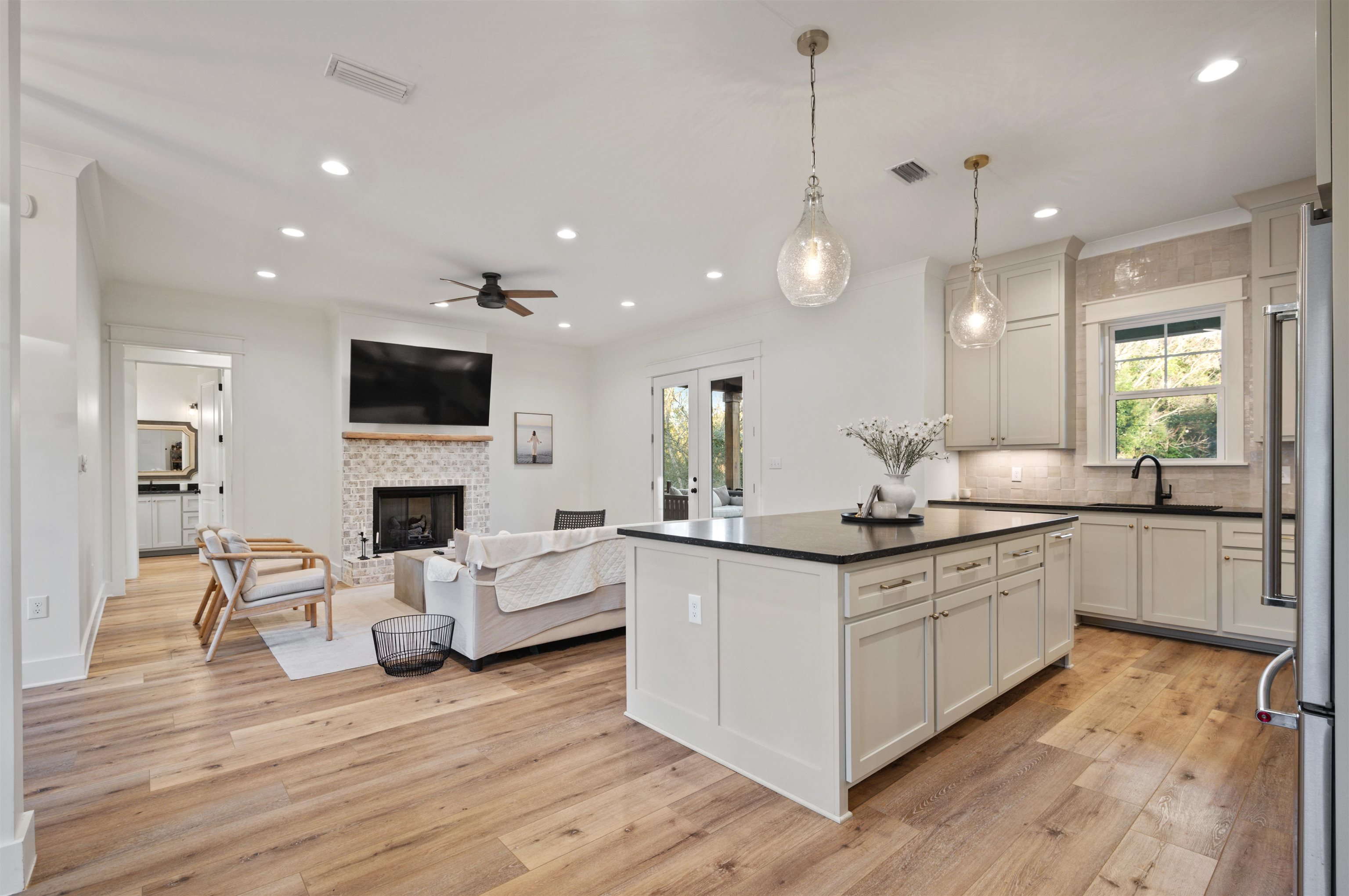 312 Pecan Ridge Boulevard Fairhope, AL 36532 - Photo 16 of 43 Kitchen