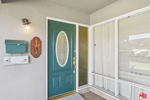 $360,000 | 160 West Fiesta Green, Port Hueneme, CA 93041