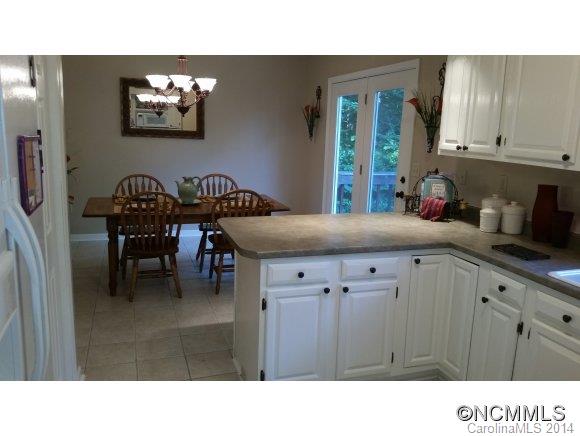 30 Tall Oaks Road Candler, NC 28715 - Photo 4 of 11 Gallery Image 4