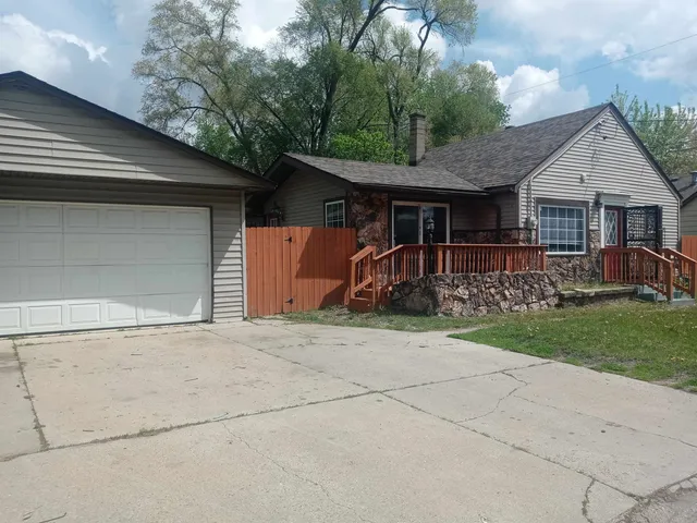 $199,999 | 1445 Bayliss Avenue, Beloit, WI 53511