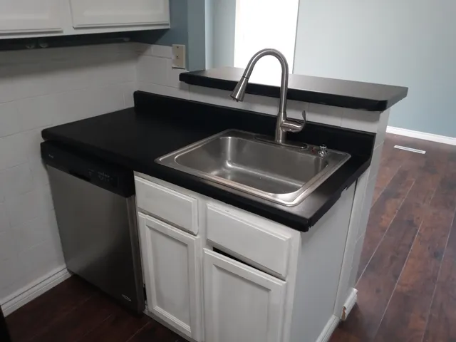 $199,999 | 1445 Bayliss Avenue, Beloit, WI 53511