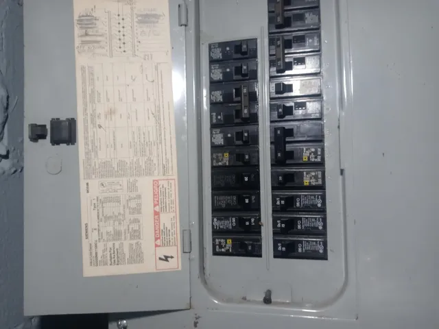 $199,999 | 1445 Bayliss Avenue, Beloit, WI 53511