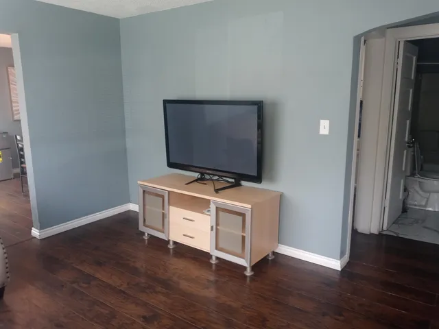 $199,999 | 1445 Bayliss Avenue, Beloit, WI 53511