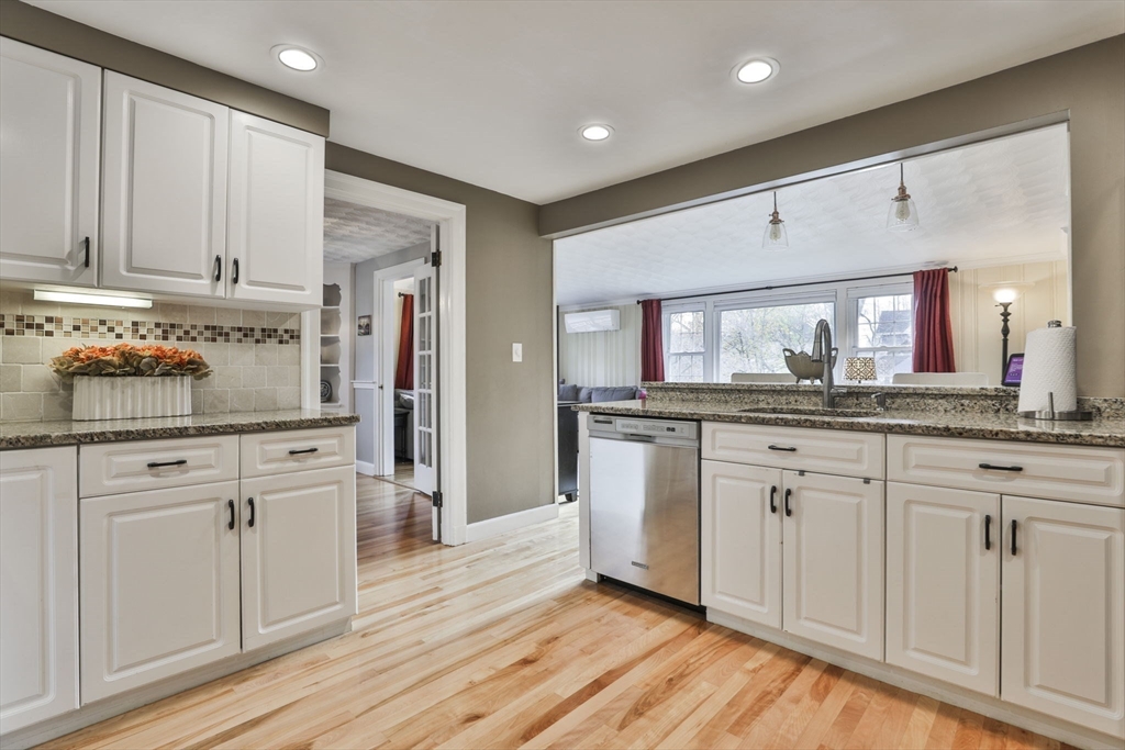 10 Converse Street Wakefield, MA 01880 - Photo 15 of 36