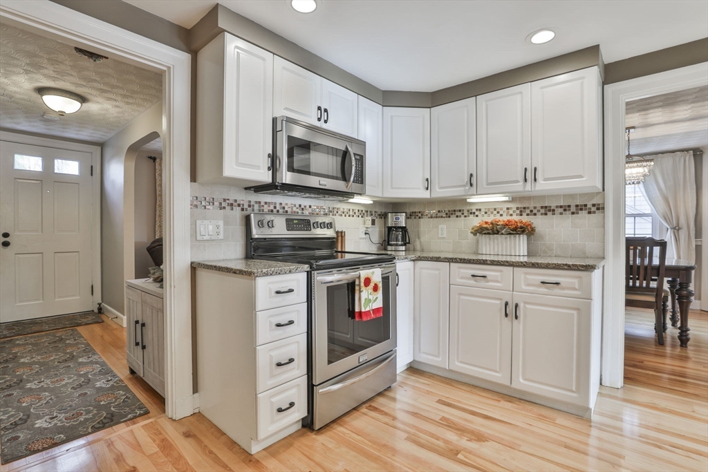 10 Converse Street Wakefield, MA 01880 - Photo 16 of 36