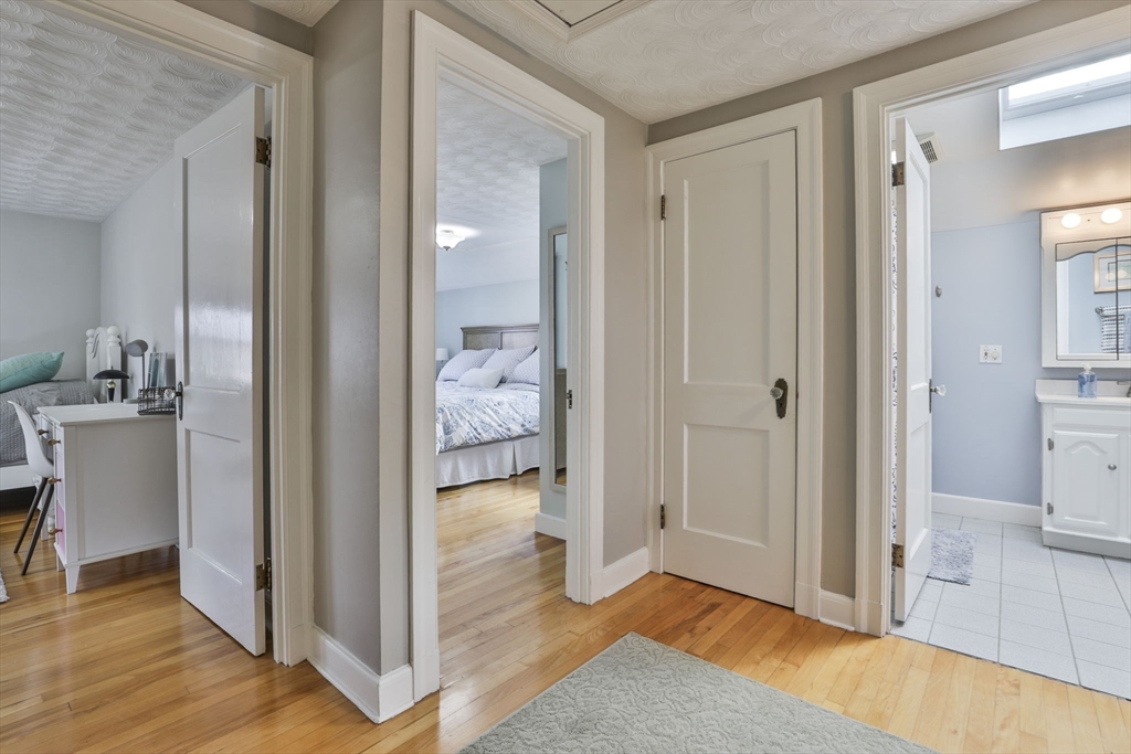 10 Converse Street Wakefield, MA 01880 - Photo 18 of 36