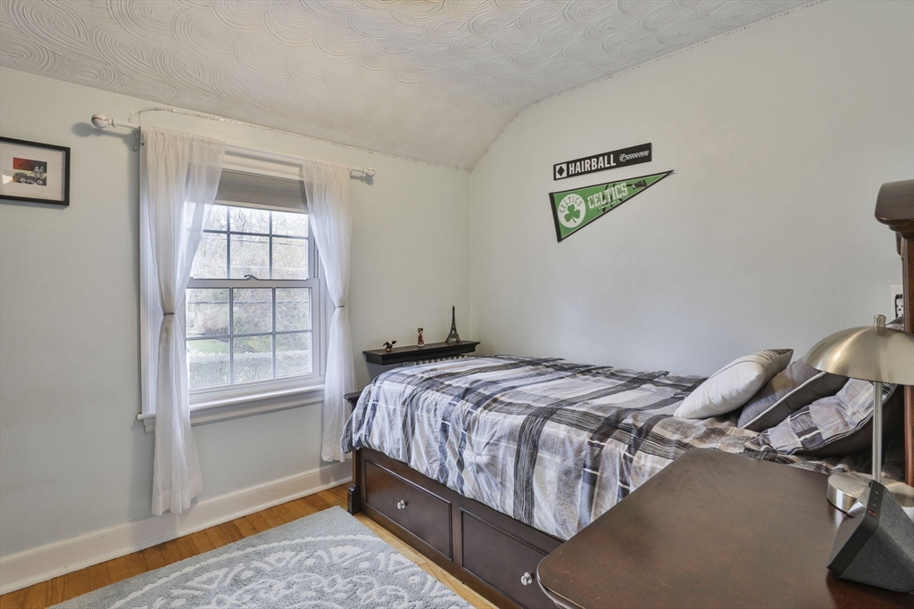 10 Converse Street Wakefield, MA 01880 - Photo 23 of 36