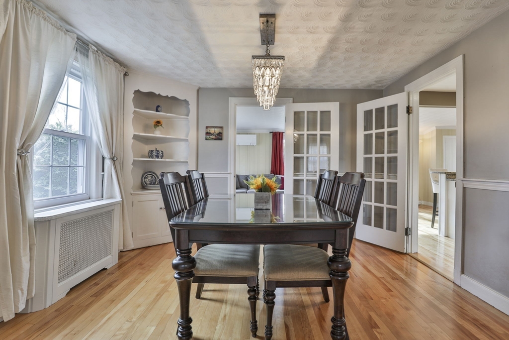 10 Converse Street Wakefield, MA 01880 - Photo 8 of 36