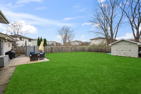 $475,000 | 840 East Marshall Court, Palatine, IL 60074