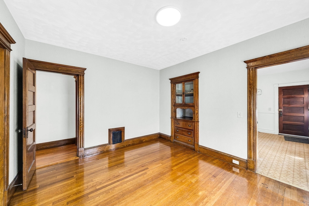 29 Pasco Road Springfield, MA 01151 - Photo 6 of 42
