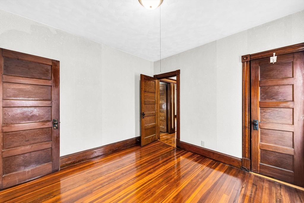29 Pasco Road Springfield, MA 01151 - Photo 8 of 42