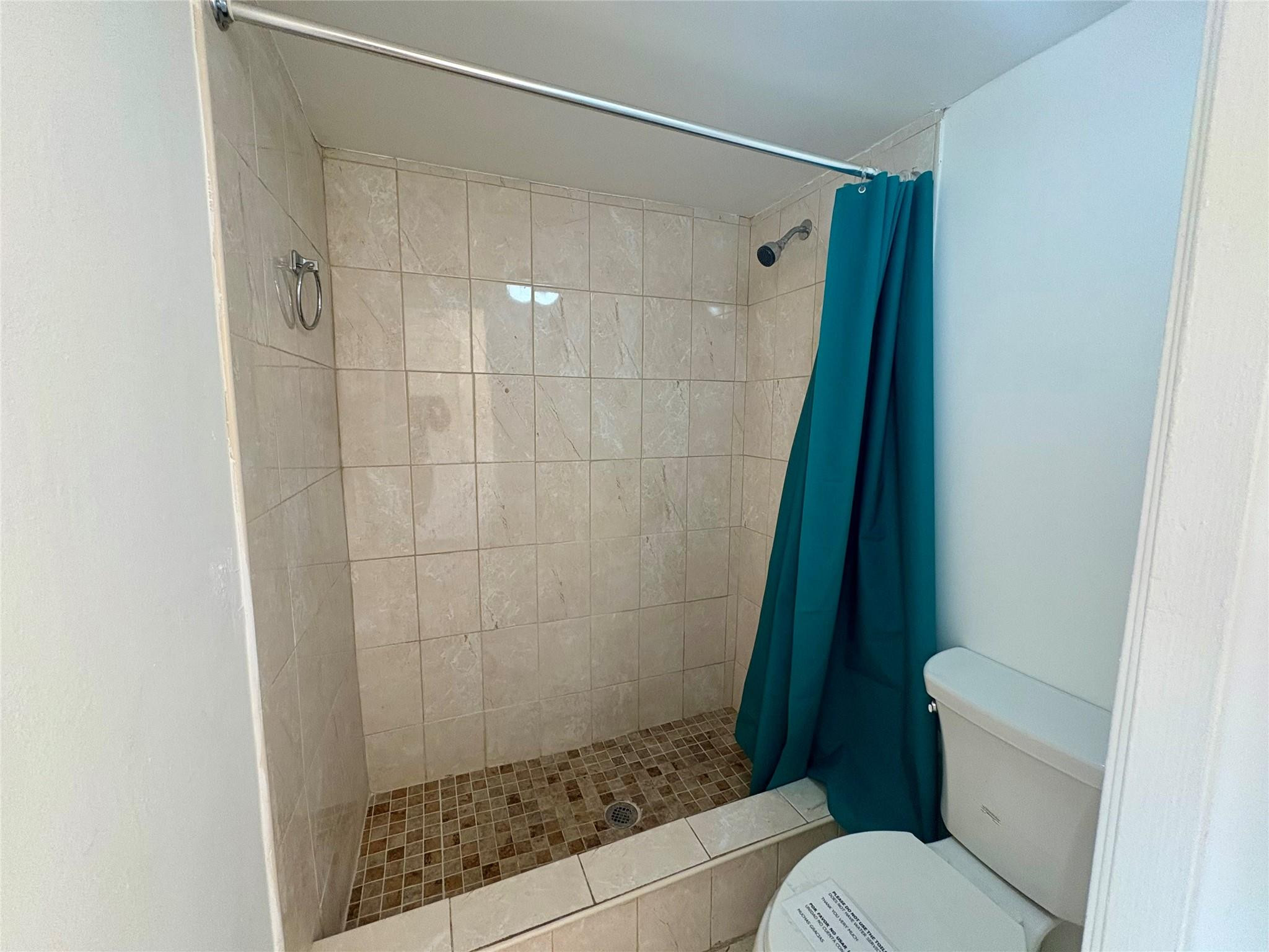 3905 North Nob Hill Road, Unit 201 Sunrise, FL 33351 - Photo 16 of 32 Photo 14