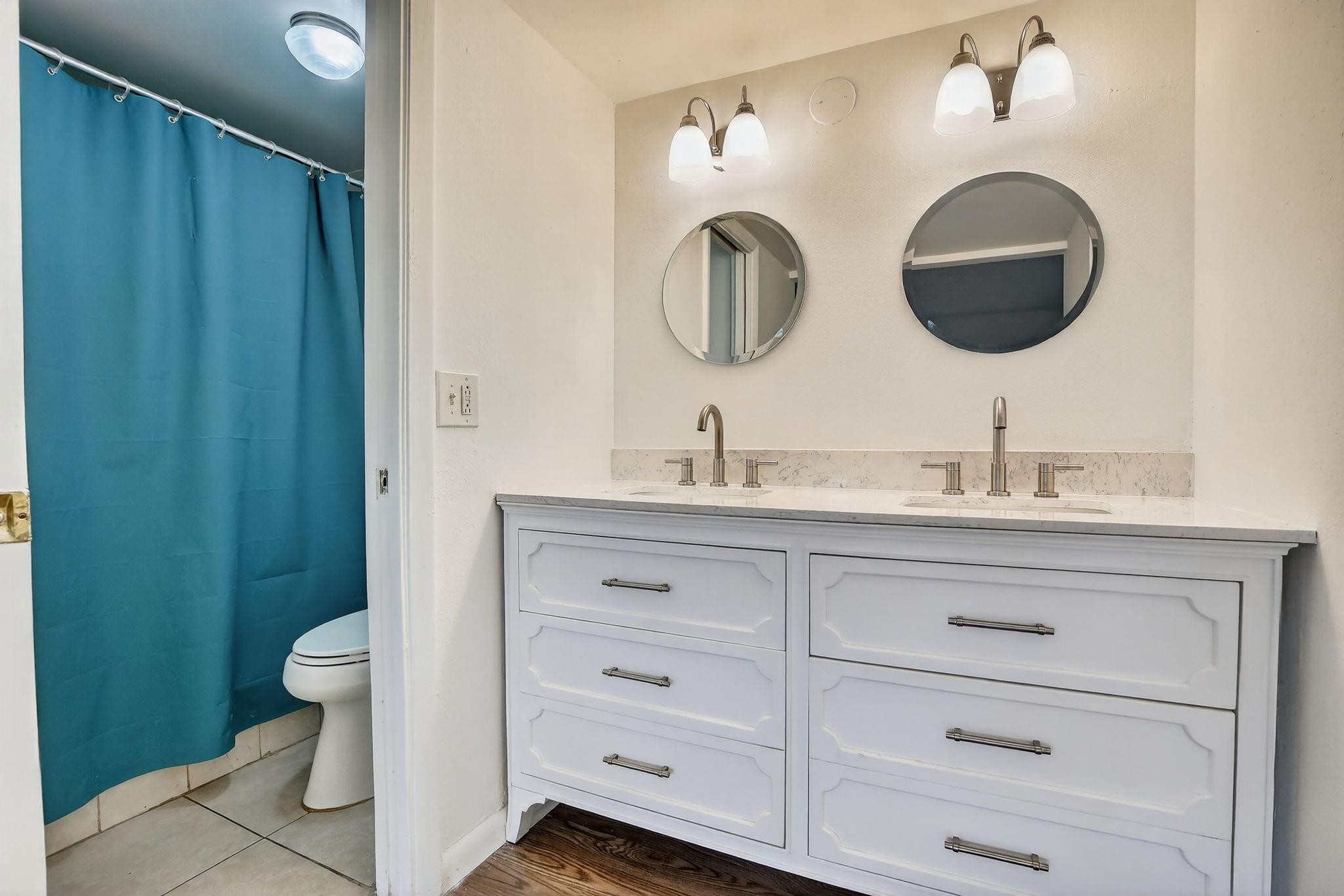 3905 North Nob Hill Road, Unit 201 Sunrise, FL 33351 - Photo 3 of 32 Photo 3