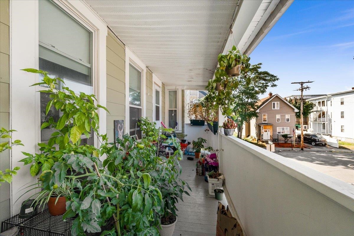 304 Amherst Street Manchester, NH 03104 - Photo 19 of 49