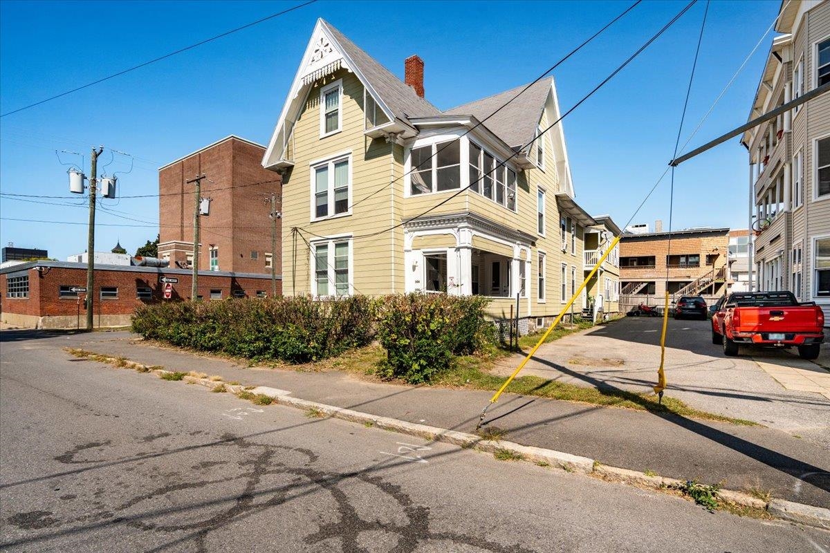 304 Amherst Street Manchester, NH 03104 - Photo 27 of 49