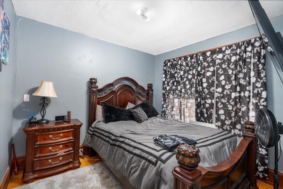 304 Amherst Street Manchester, NH 03104 - Photo 6 of 49