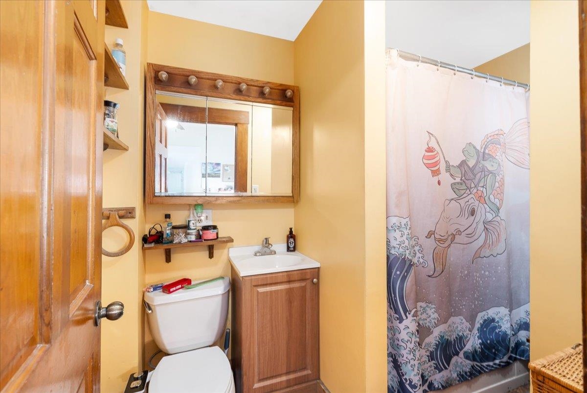 304 Amherst Street Manchester, NH 03104 - Photo 10 of 49