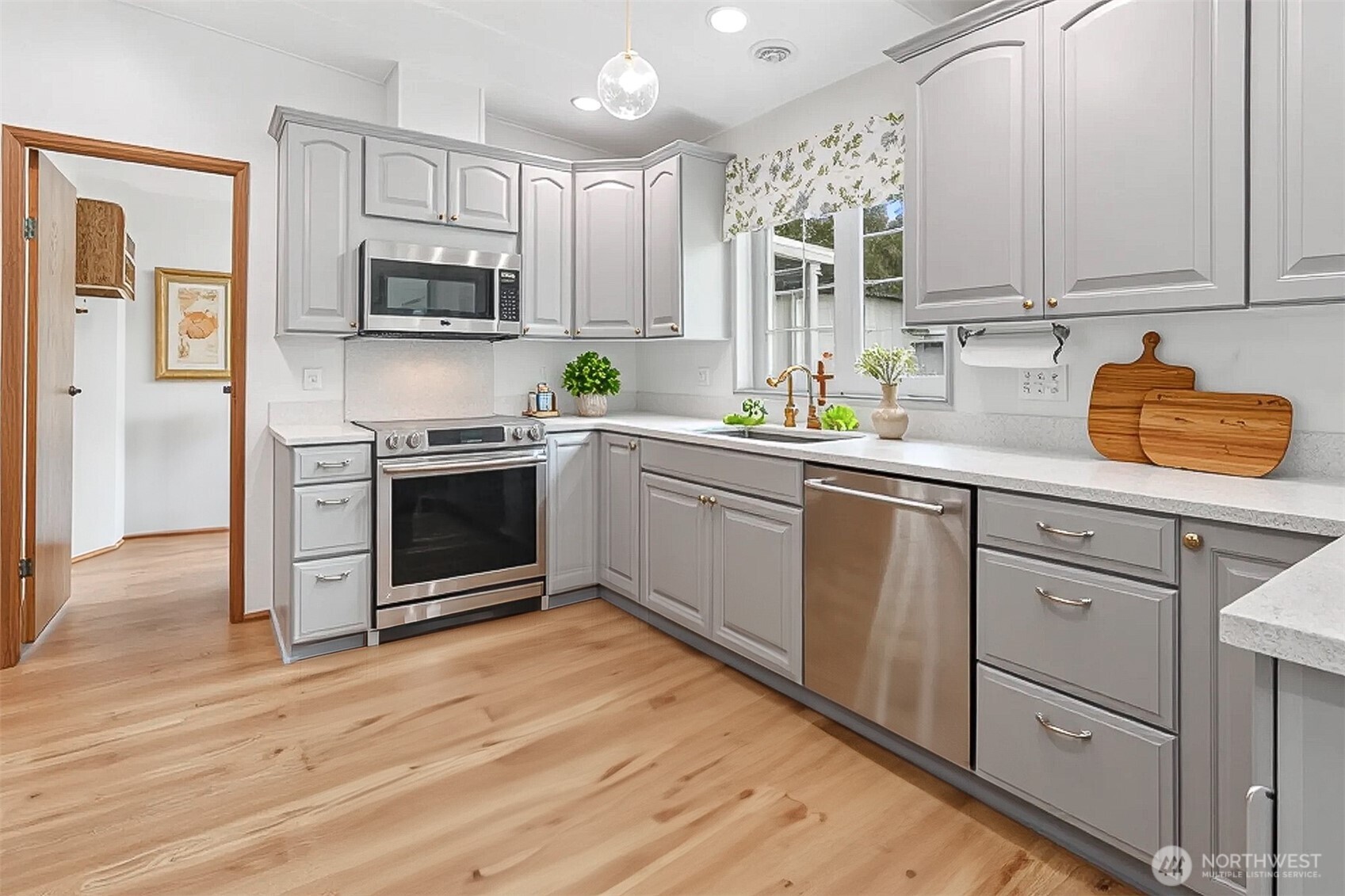 23704 9th Place West Bothell, WA 98021 - Photo 4 of 40