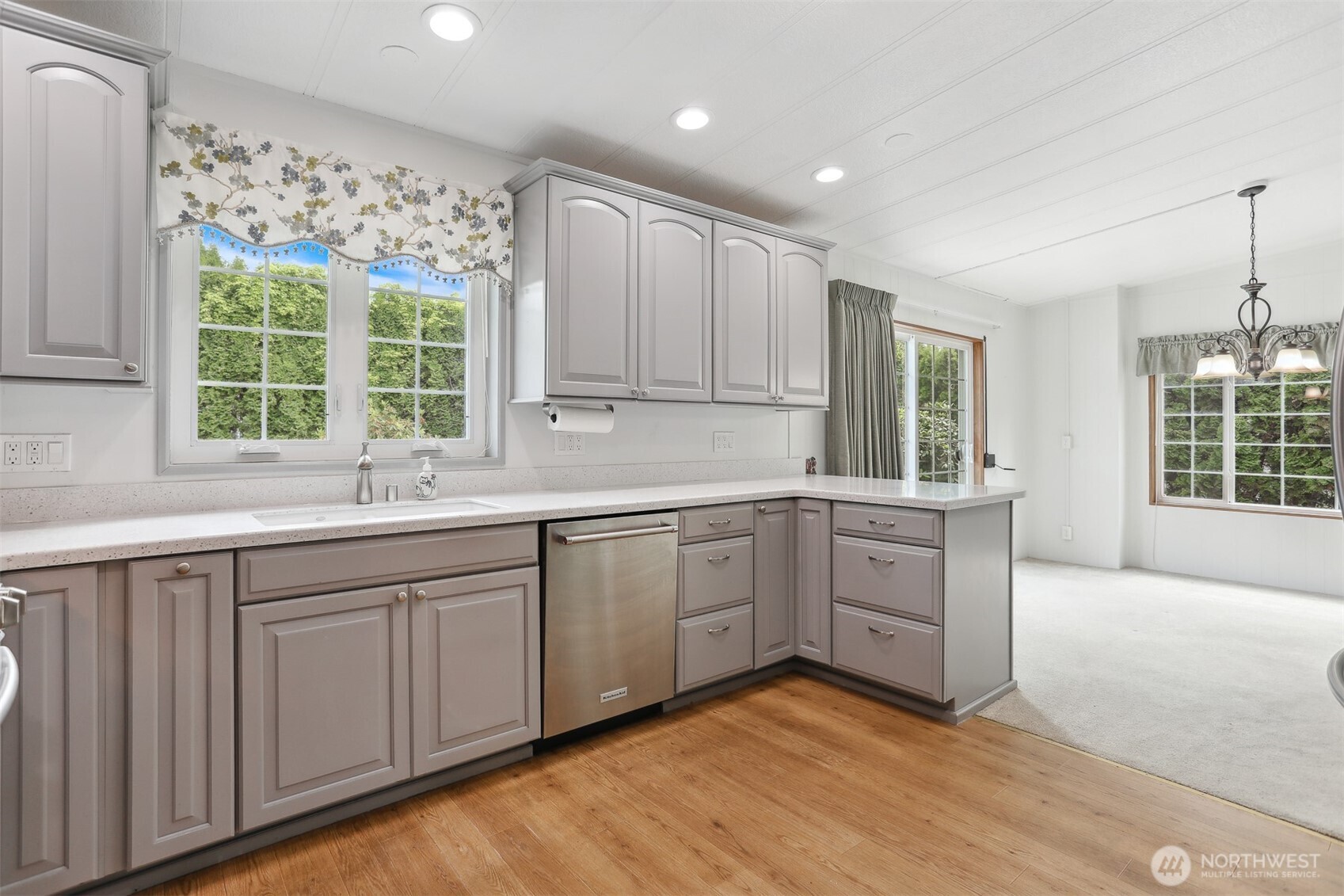 23704 9th Place West Bothell, WA 98021 - Photo 5 of 40