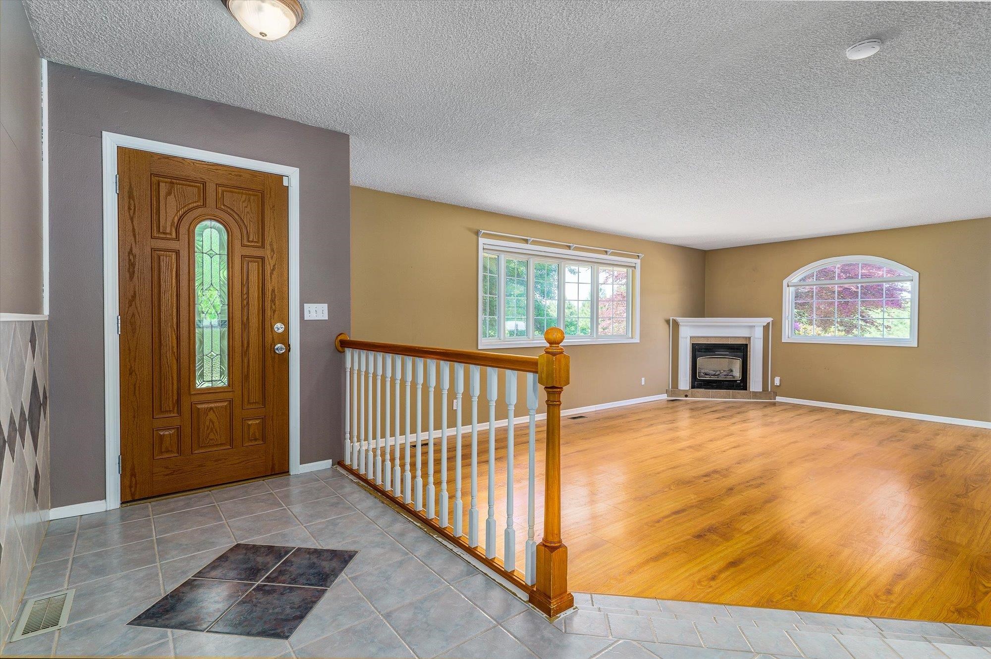 6219 South Chapman Road Greenacres, WA 99016 - Photo 3 of 45