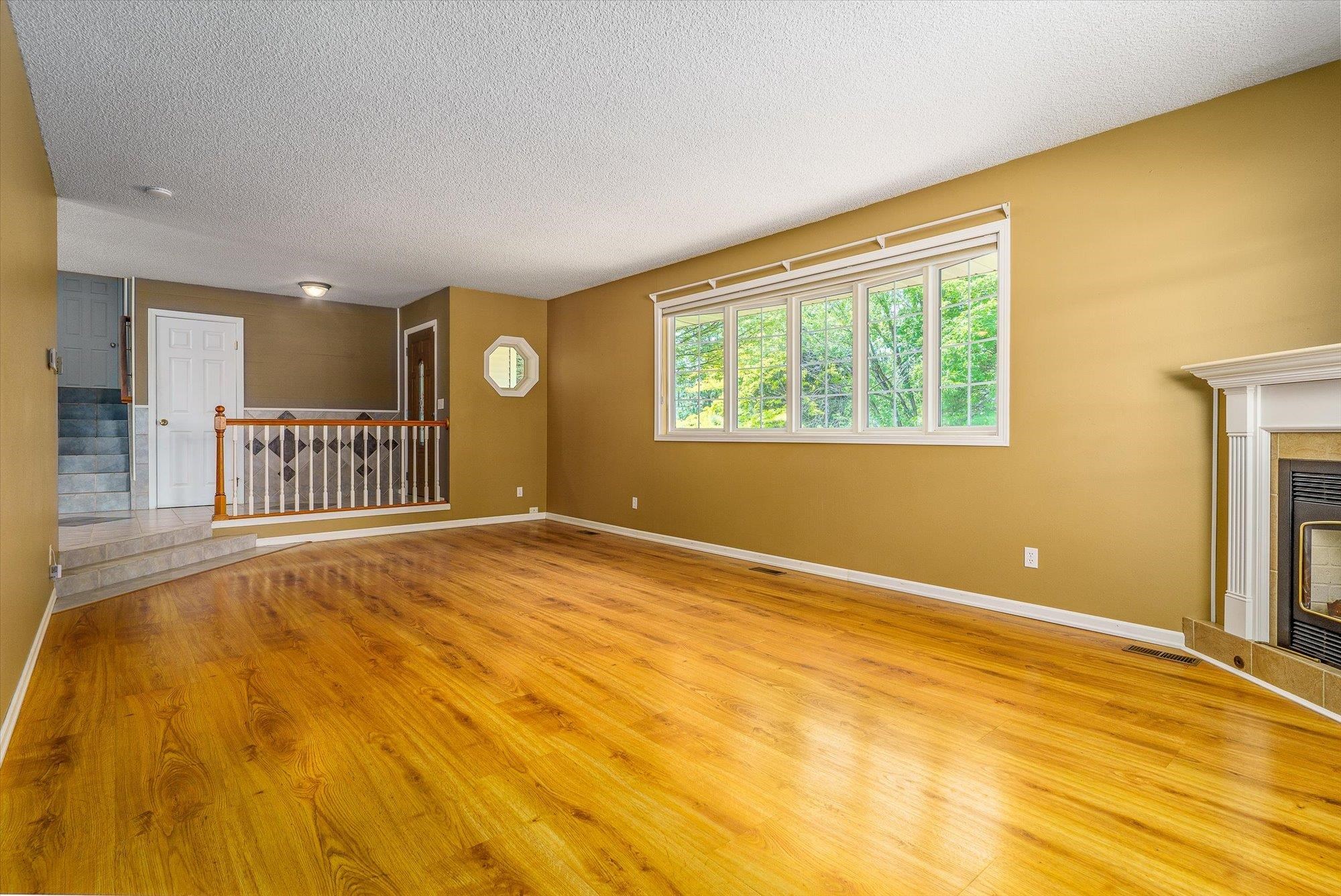 6219 South Chapman Road Greenacres, WA 99016 - Photo 4 of 45