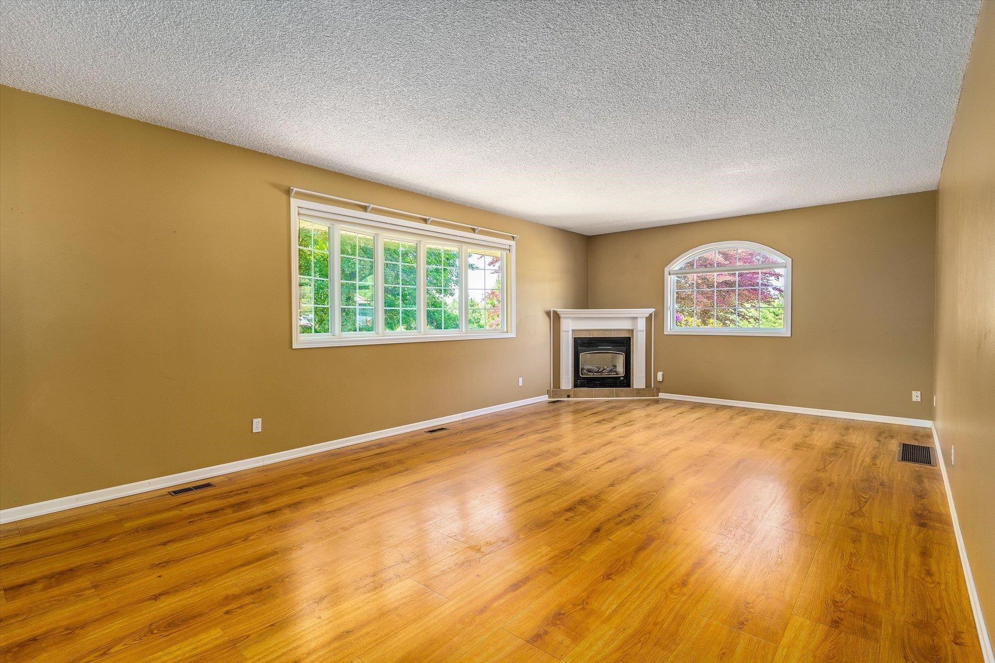 6219 South Chapman Road Greenacres, WA 99016 - Photo 5 of 45