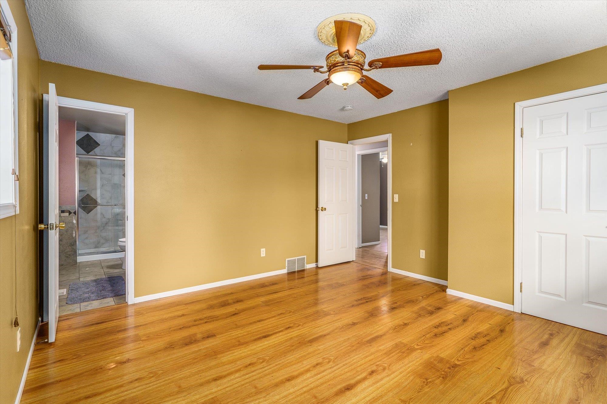 6219 South Chapman Road Greenacres, WA 99016 - Photo 10 of 45