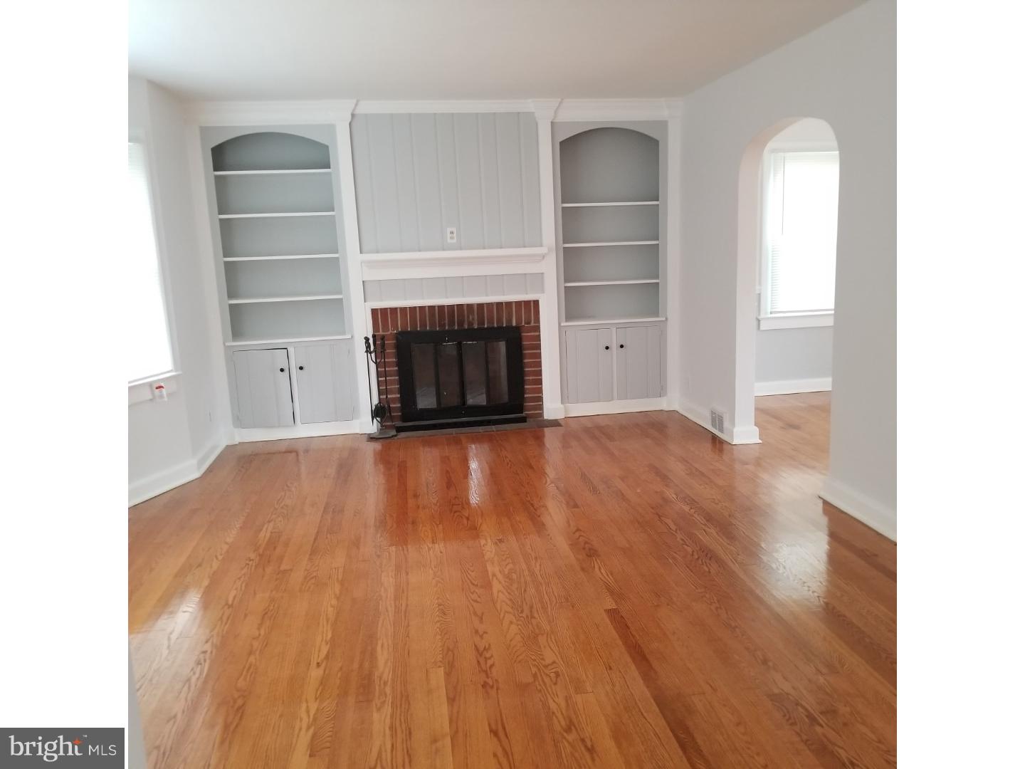 413 Sutherland Road Ewing, NJ 08618 - Photo 5 of 16 Gallery Image 5