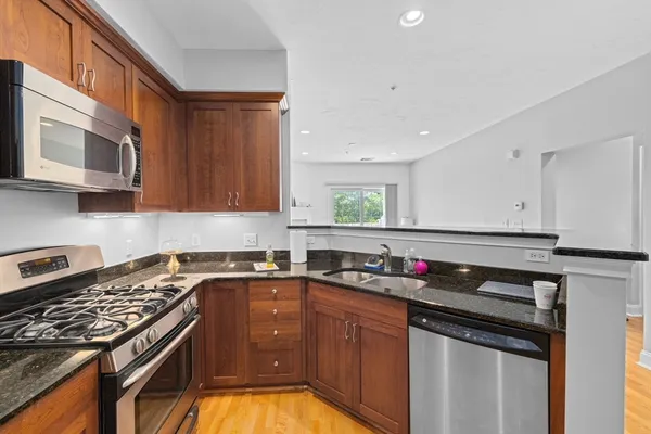 $529,999 | 2204 Davenport Avenue, Unit 2204, Canton, MA 02021