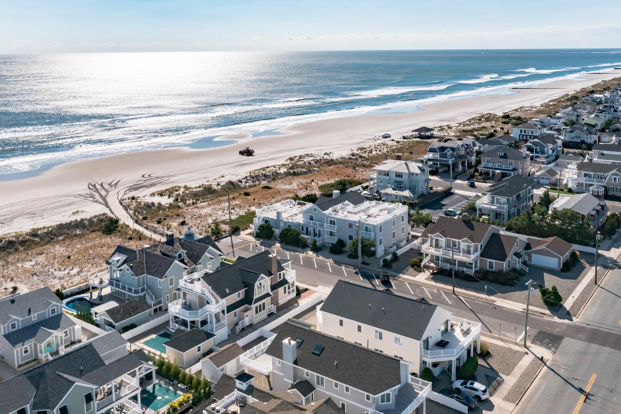 15 99th Street, Unit A Stone Harbor, NJ 08247 - Photo 36 of 41 a view of city and ocean