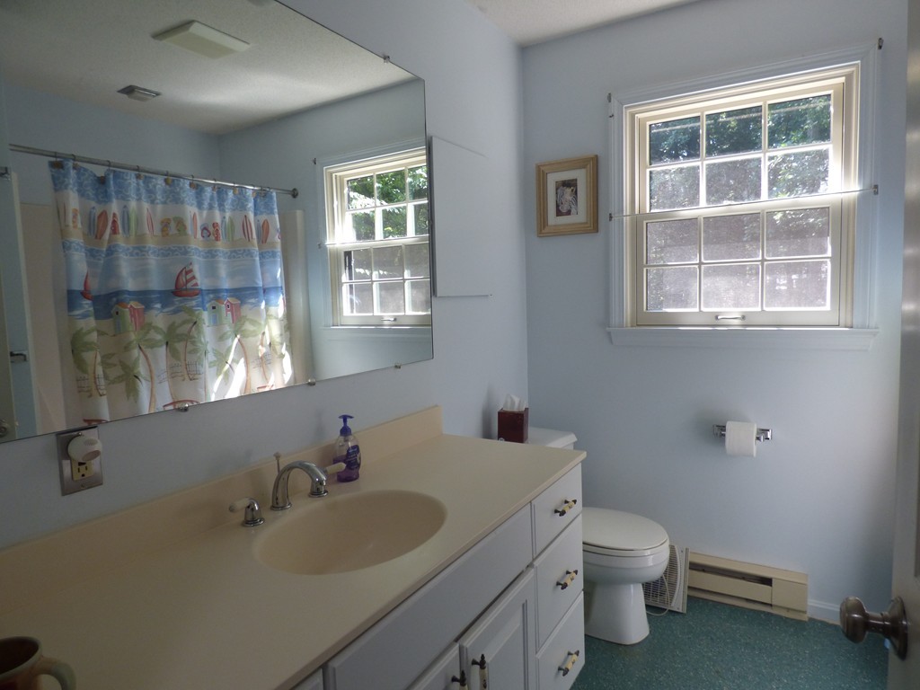 20 Bridle Path Amherst, MA 01002 - Photo 17 of 18