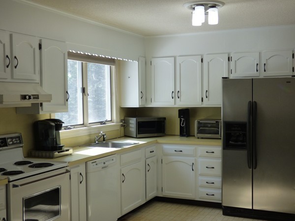 20 Bridle Path Amherst, MA 01002 - Photo 6 of 18