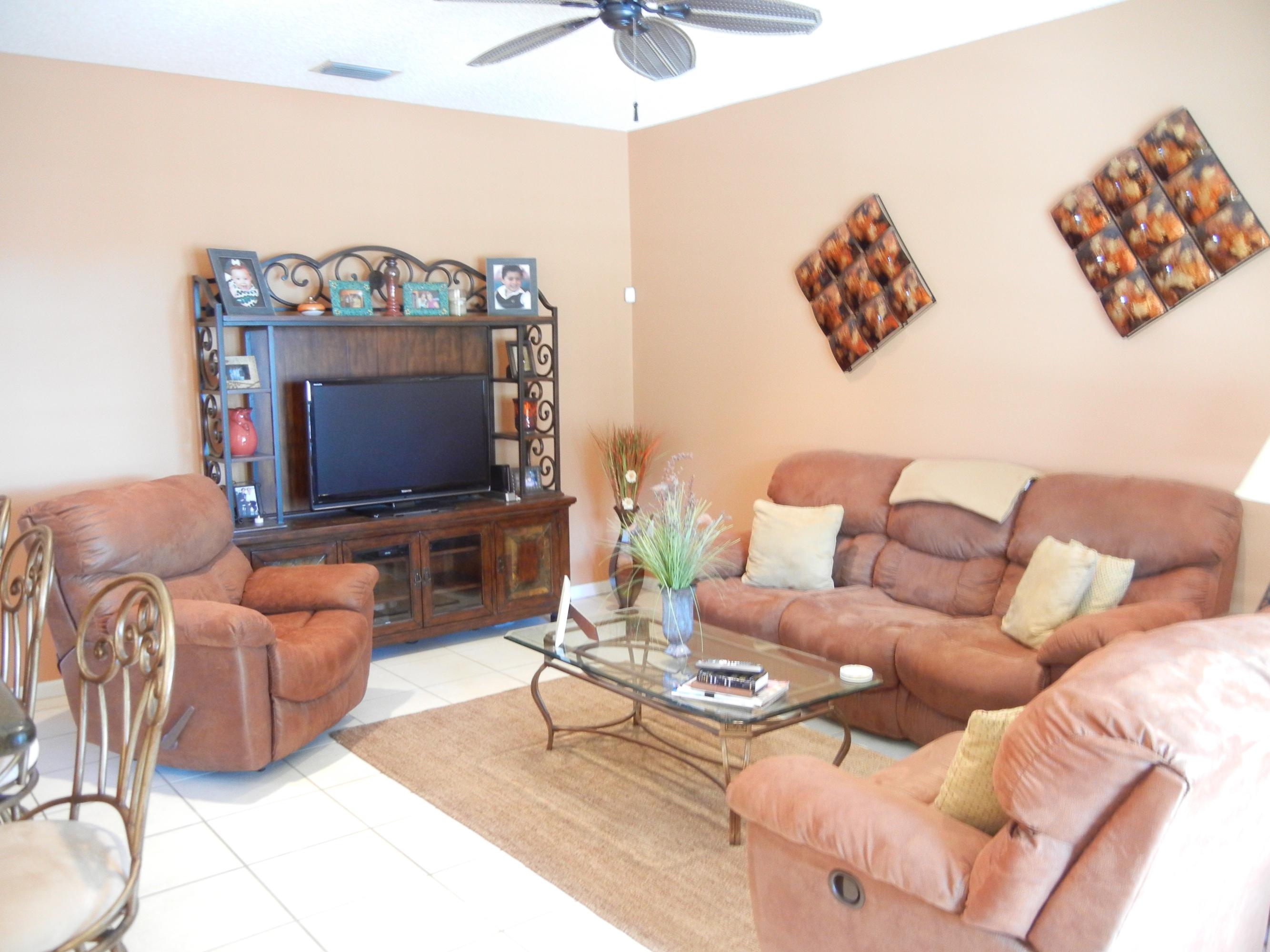 10974 North Danbury Way Boca Raton, FL 33498 - Photo 14 of 24 Family Room 2
