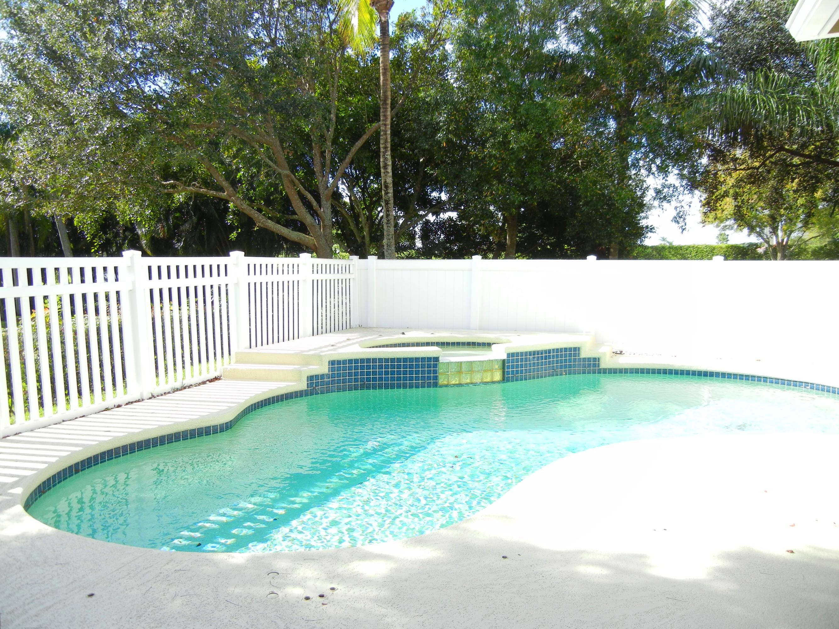 10974 North Danbury Way Boca Raton, FL 33498 - Photo 3 of 24 Pool