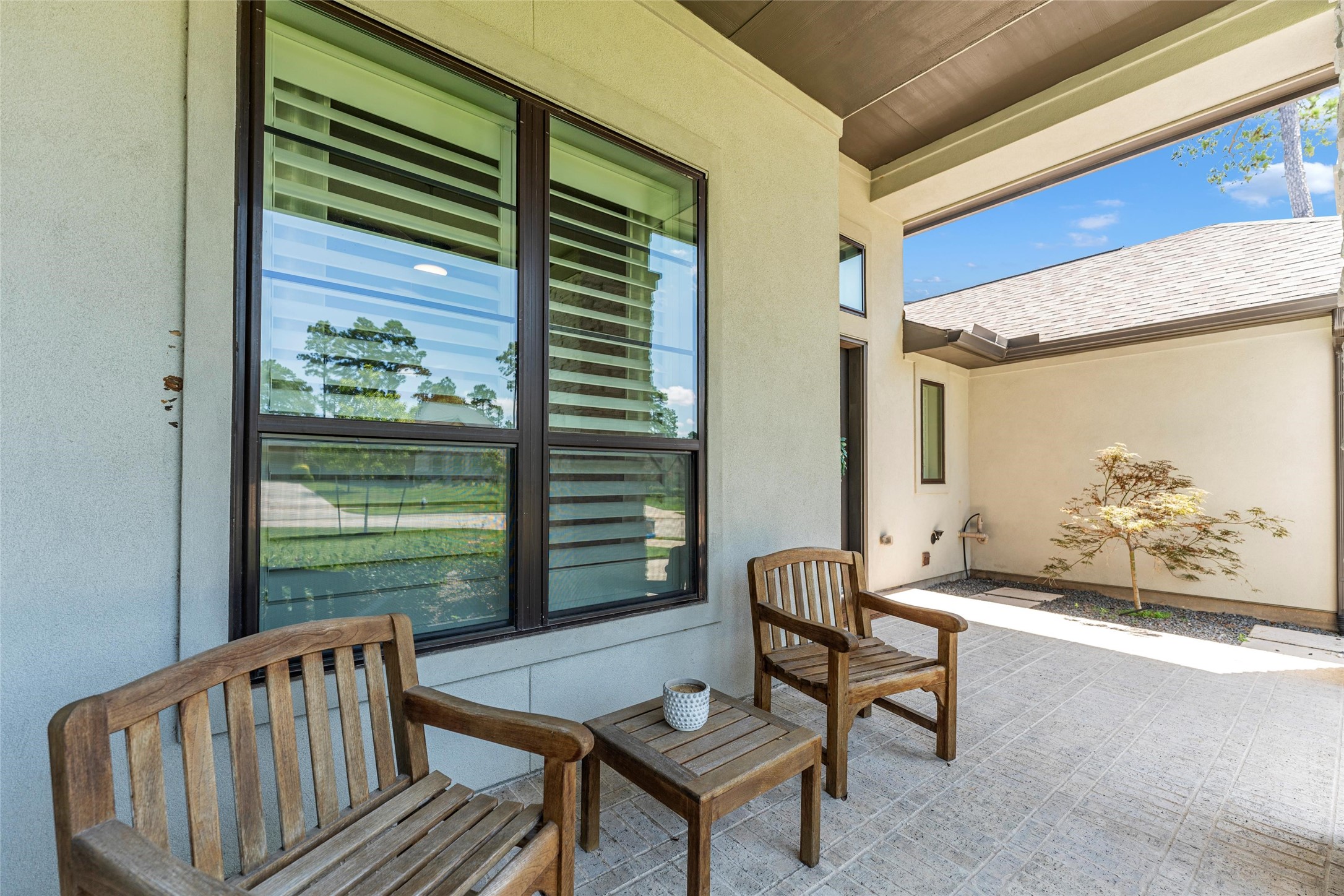 1027 Groveton Ridge Lane Pinehurst, TX 77362 - Photo 7 of 50 Front porch