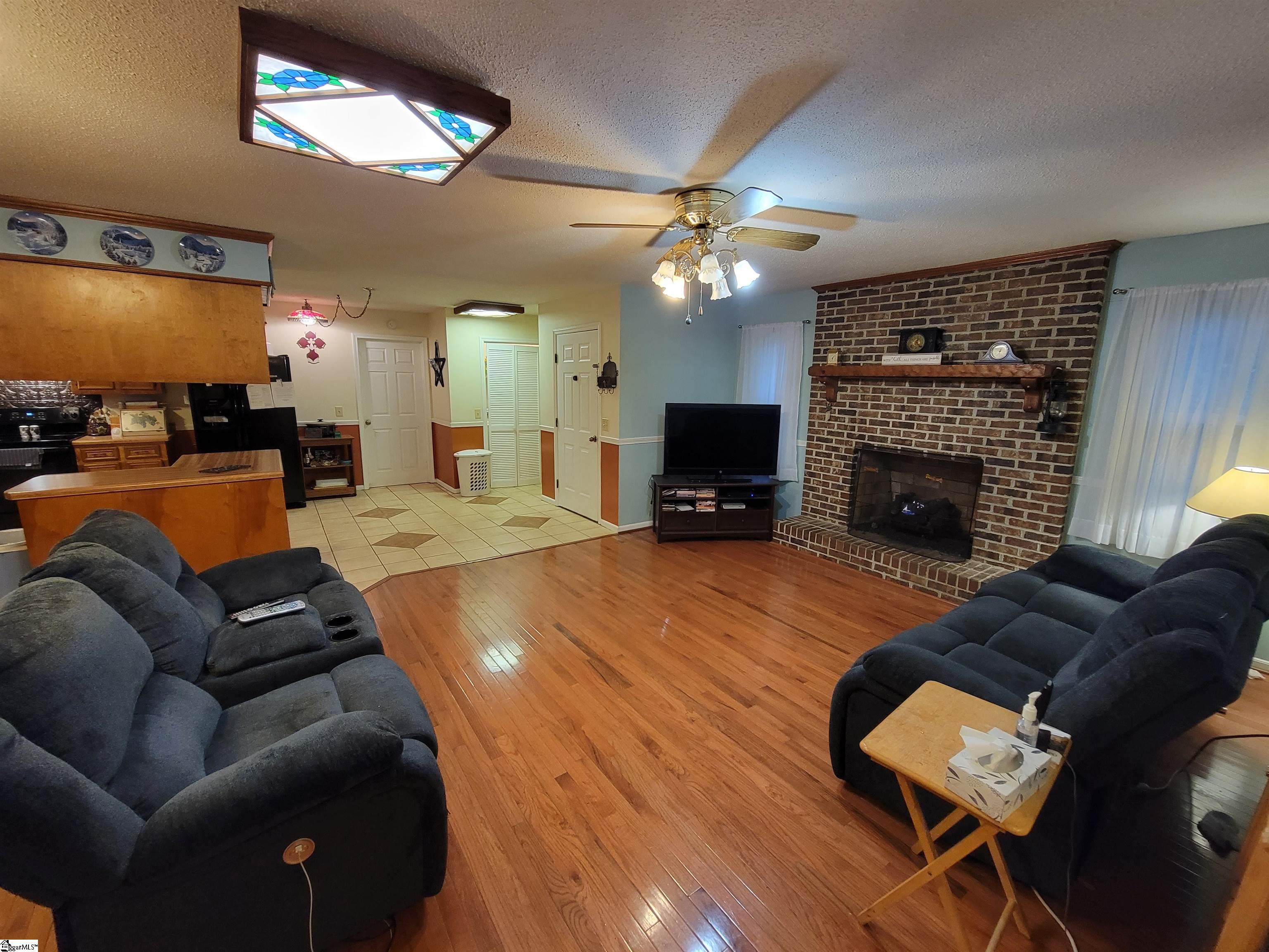 114 Sweetbriar Road Liberty, SC 29657 - Photo 9 of 36